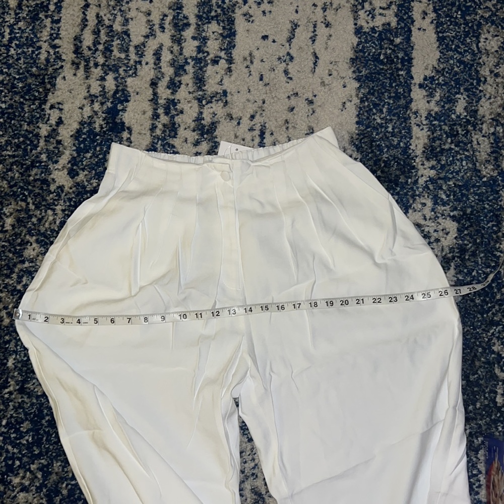 Bali Pant in White
Sabina Musayev LARGE - Picture 7 of 7